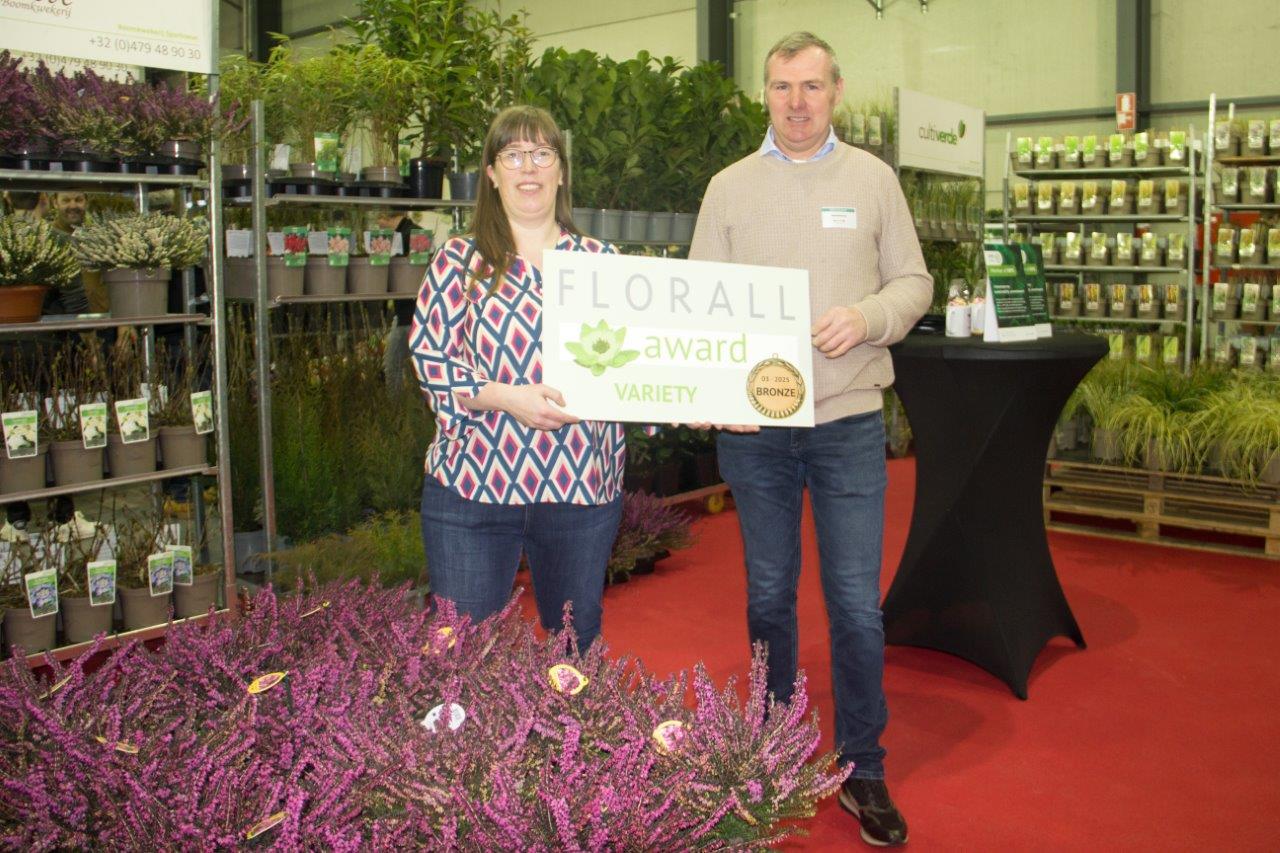Florall overhandiging variety bronze