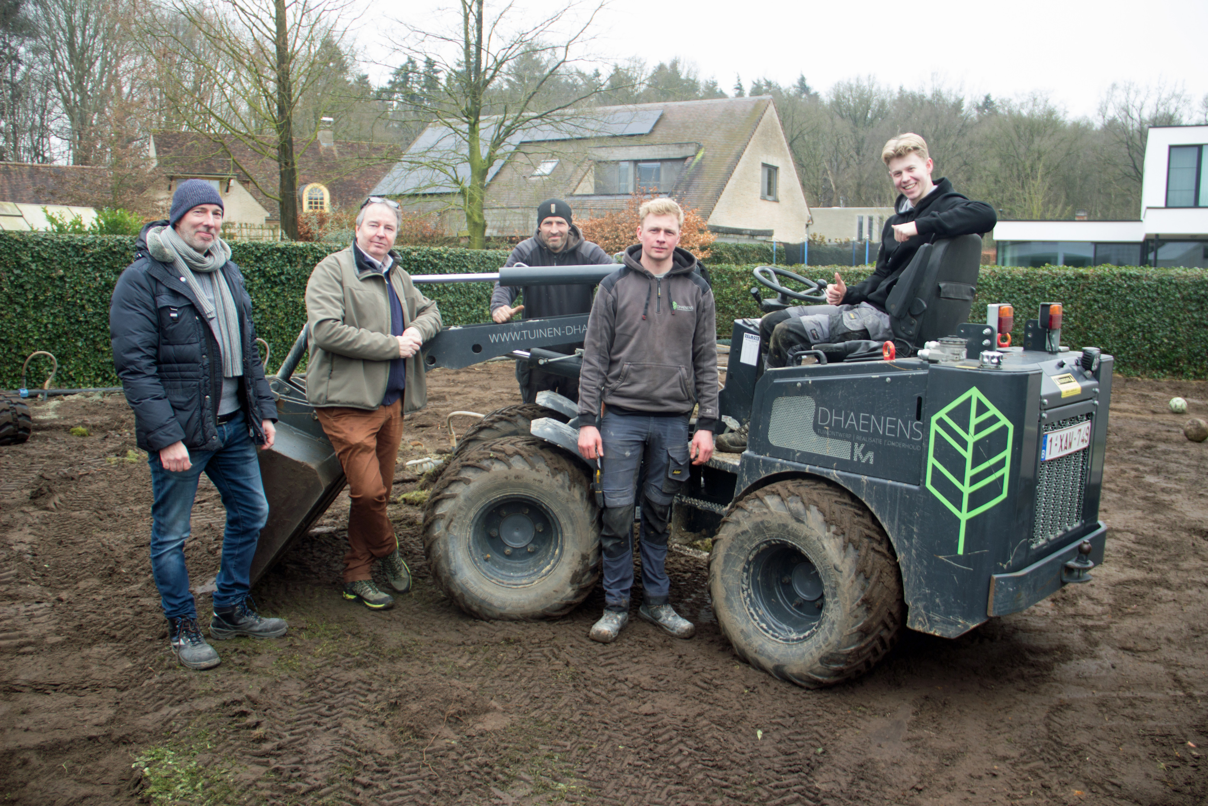 het hele team op de werf